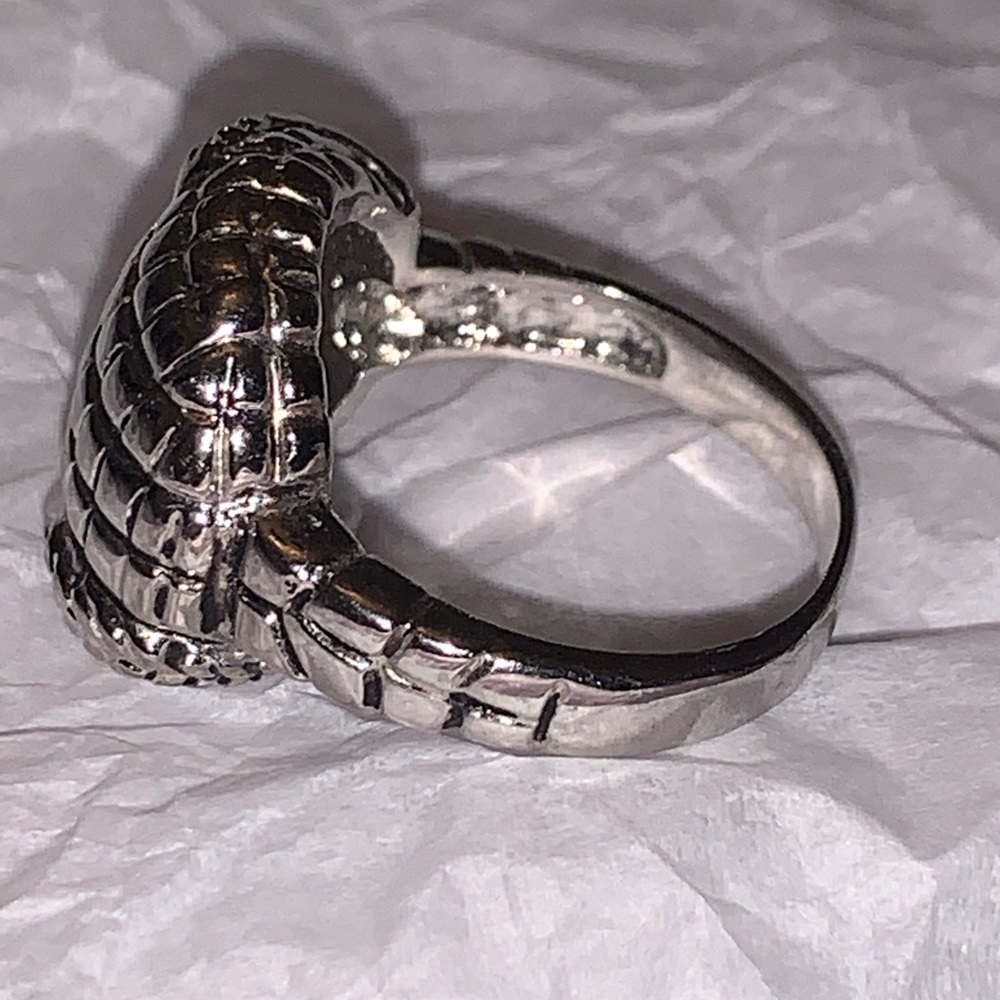 🌸2/$10Adorable silver ring - Picture 3 of 4